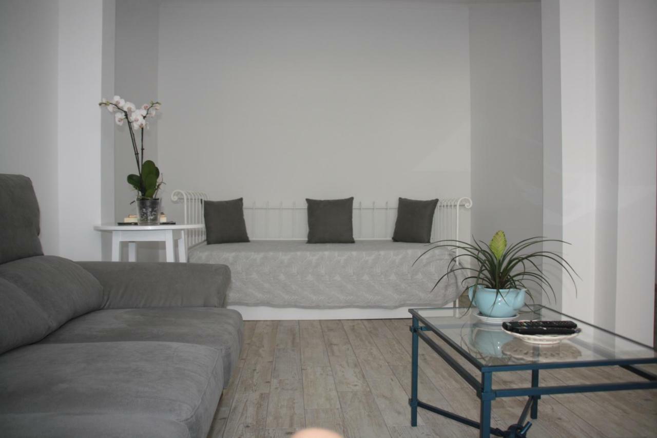 Apartamento House Of Orchids With Patio Vila Real de Santo António Exterior foto